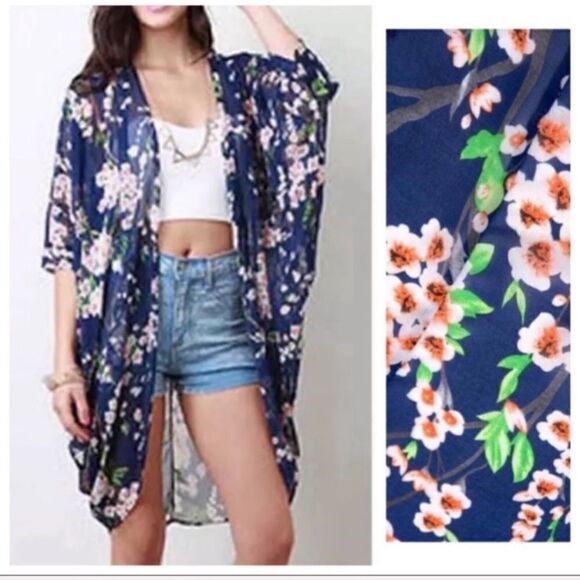 Blue Cherry Blossom Floral Cover Up Size S Kimono - Picture 1 of 8